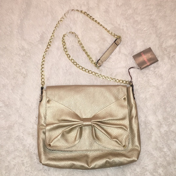 Sam & Libby Handbags - NWT Sam & Libby Metallic Gold Chain Handbag